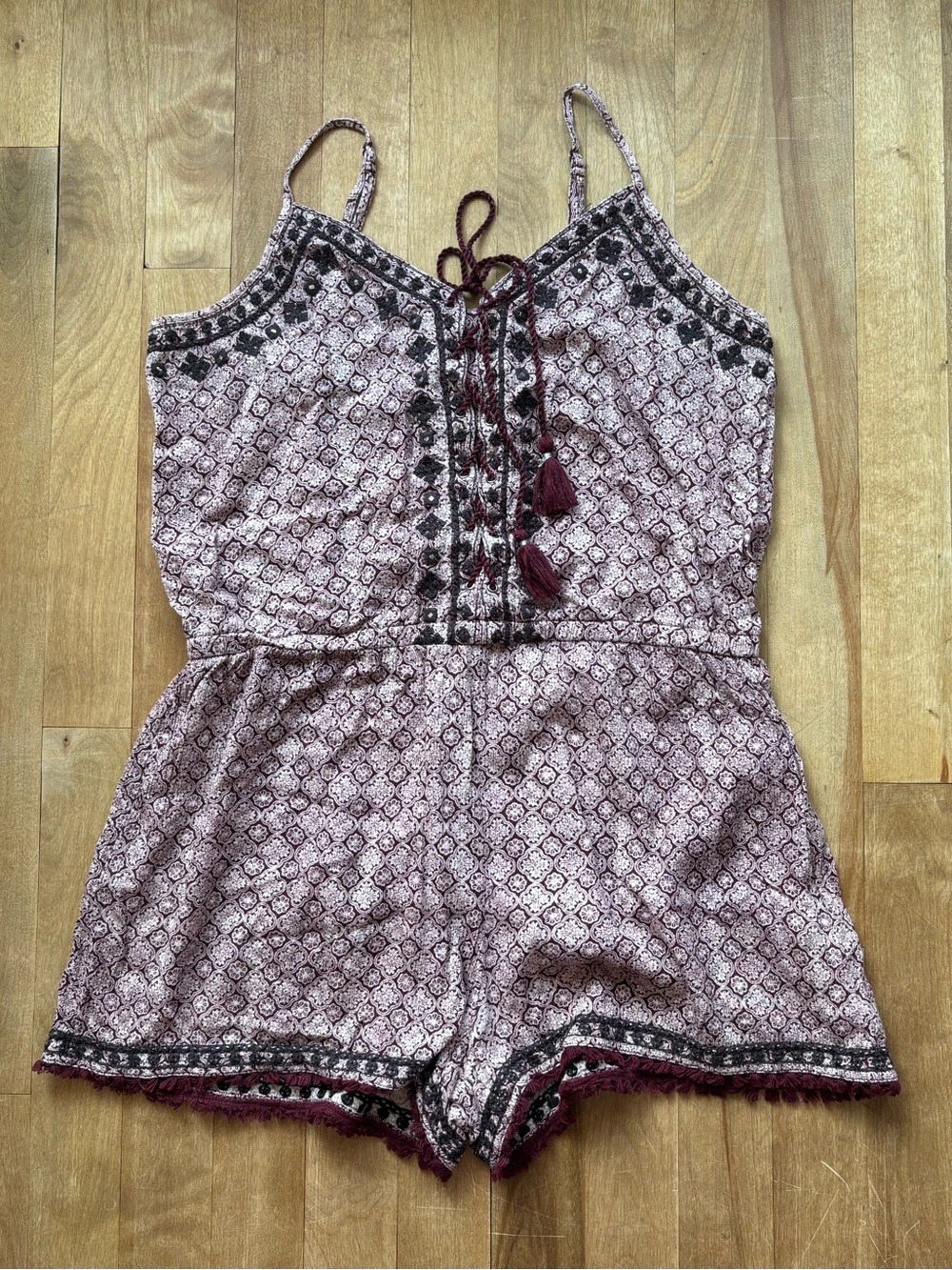American Eagle Outfitters Women's patterned  romper with black embroidery